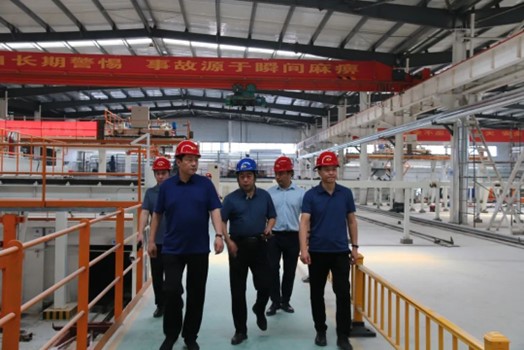崔仲民總經(jīng)理到子公司調(diào)研指導安全生產(chǎn)、疫情防控和生產(chǎn)經(jīng)營工作